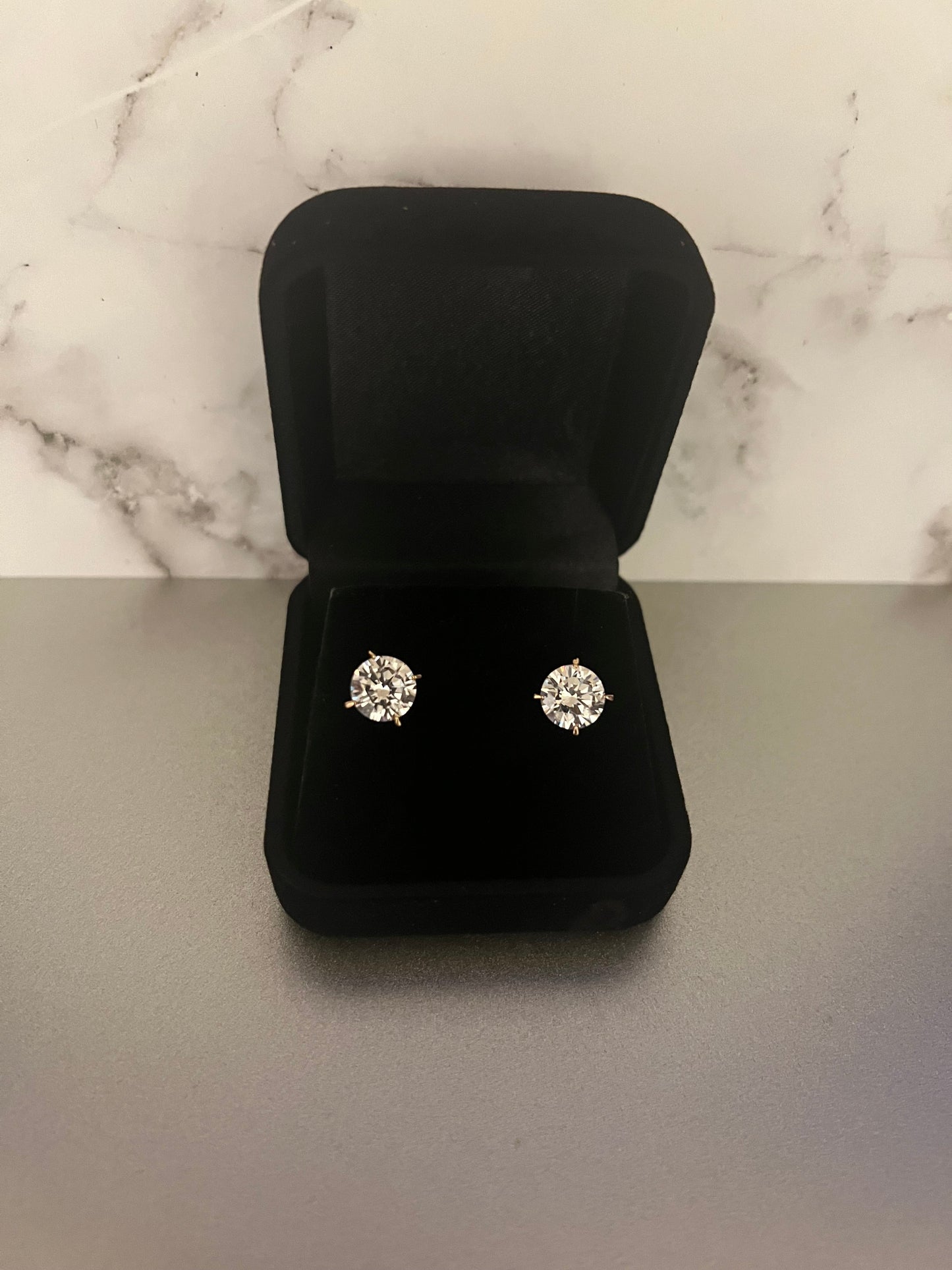 Classic Solitaire Stud Earrings - Lilly Boulogne’