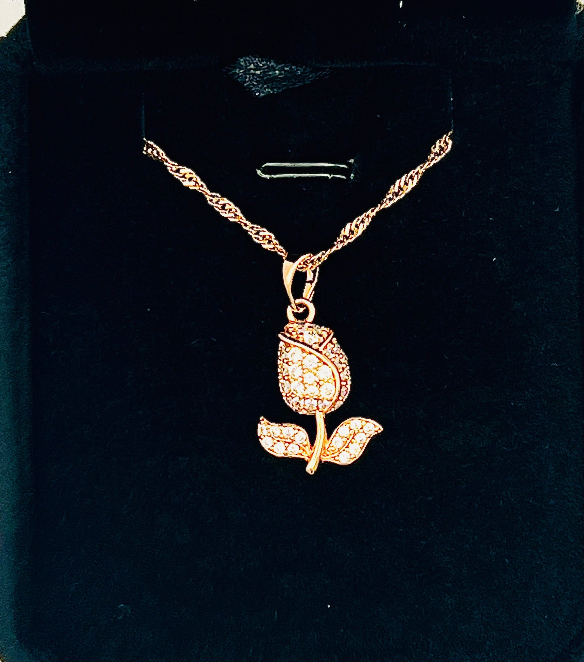Rose Necklace - Lilly Boulogne’
